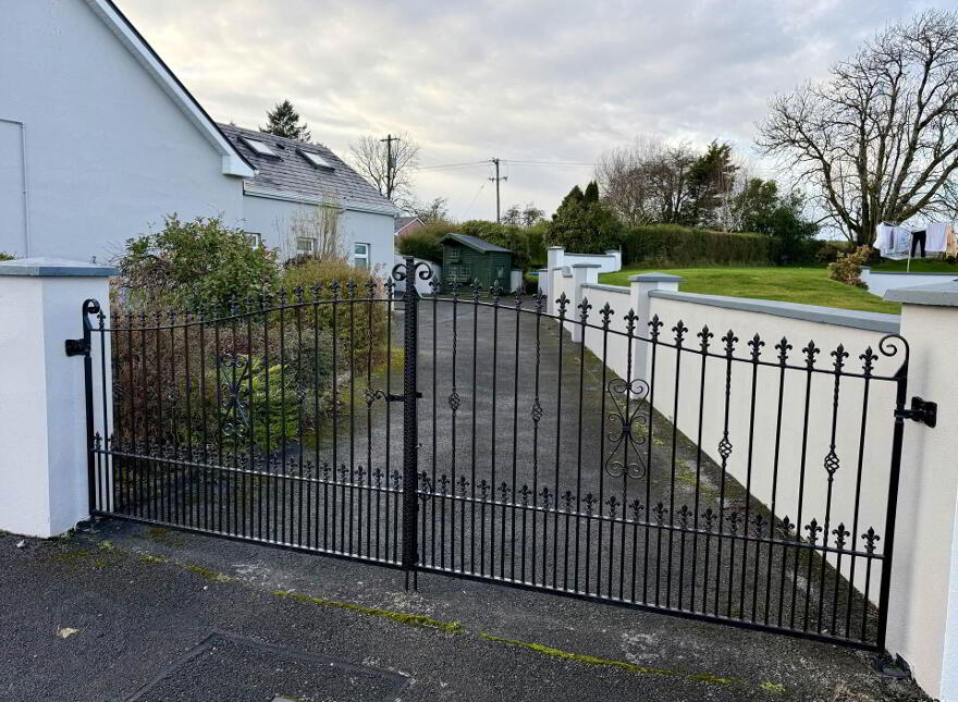 Nellies Cottage, Ballyhowly, Knock, F12FW60