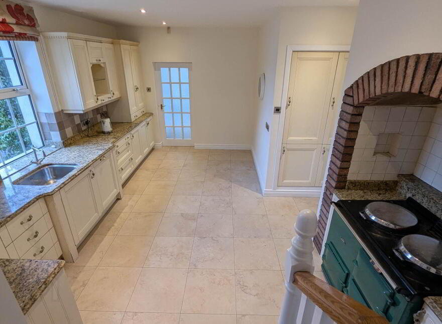 16 Chanterhill Road, Enniskillen, BT74 6DE
