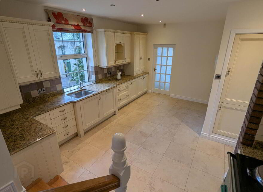 16 Chanterhill Road, Enniskillen, BT74 6DE