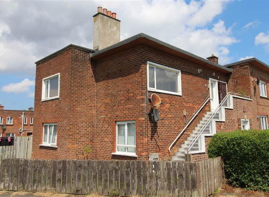 18b Lissan Close, Belfast, BT6 0EH