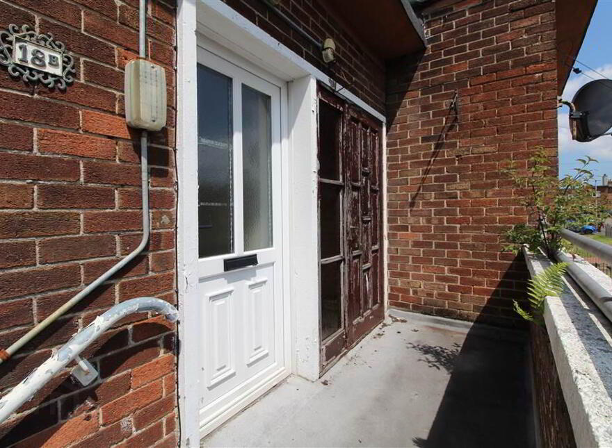 18b Lissan Close, Belfast, BT6 0EH