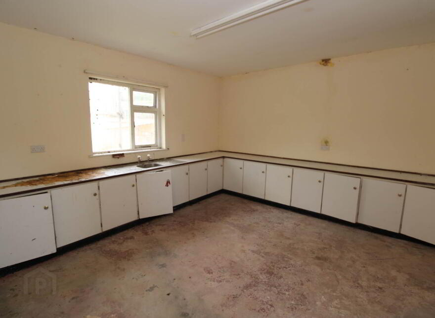 Cloughjordan Community Hall, Townsfields, Cloughjordan, E53T223