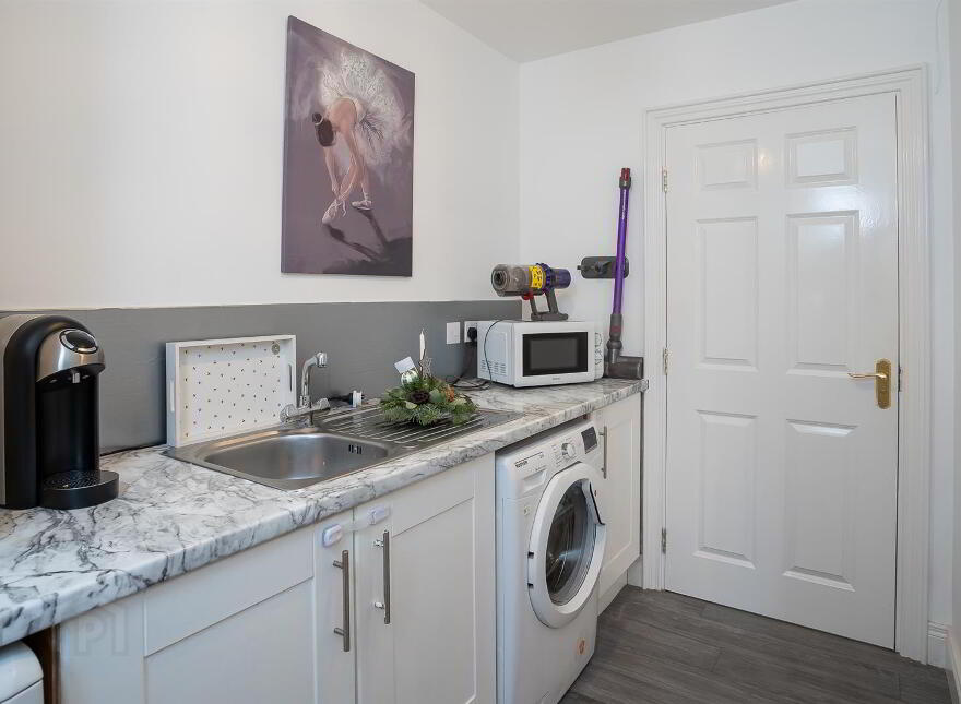 12 Lady Wallace Lane, Lisburn, BT28 3WT