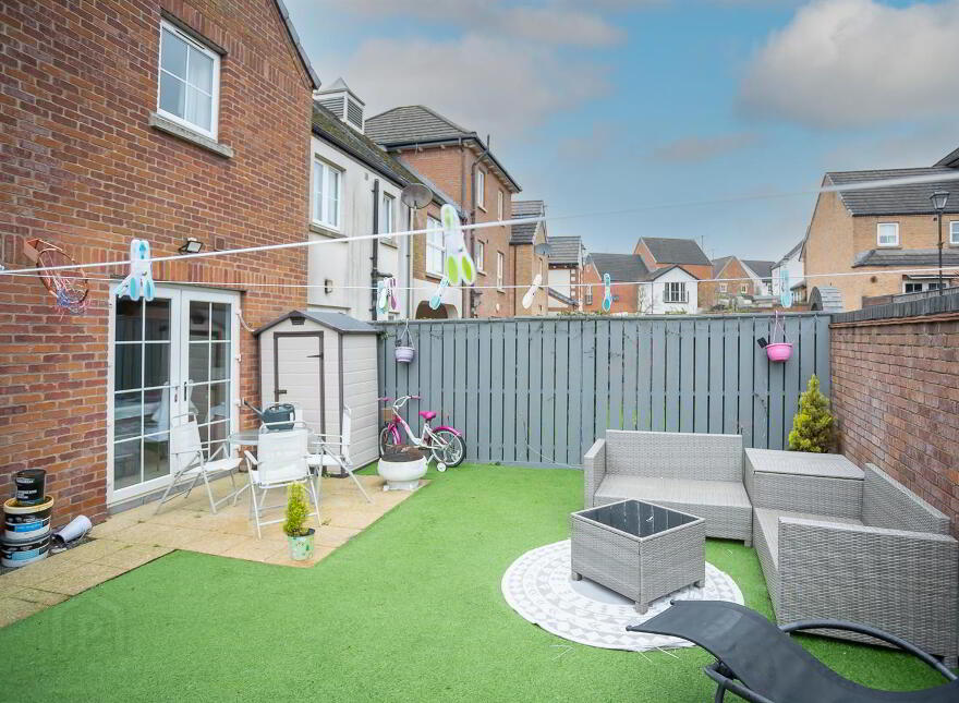 12 Lady Wallace Lane, Lisburn, BT28 3WT