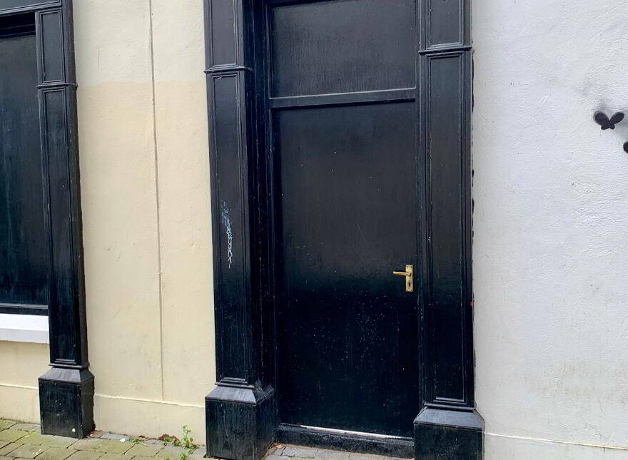 15a Market Square, Antrim, BT41 4AW