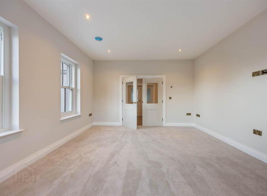 The Praeger, 6 Ardavon Park, Glen Road, Cultra, Holywood, BT18 0HB