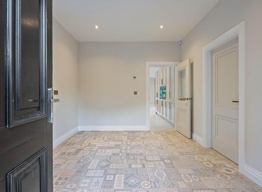 The Praeger, 6 Ardavon Park, Glen Road, Cultra, Holywood, BT18 0HB
