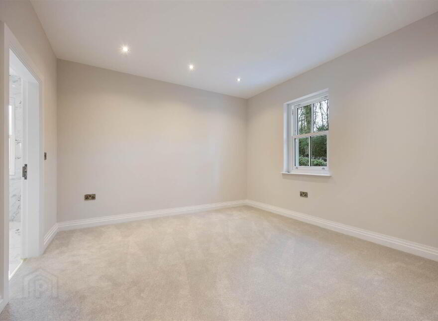 The Praeger, 6 Ardavon Park, Glen Road, Cultra, Holywood, BT18 0HB