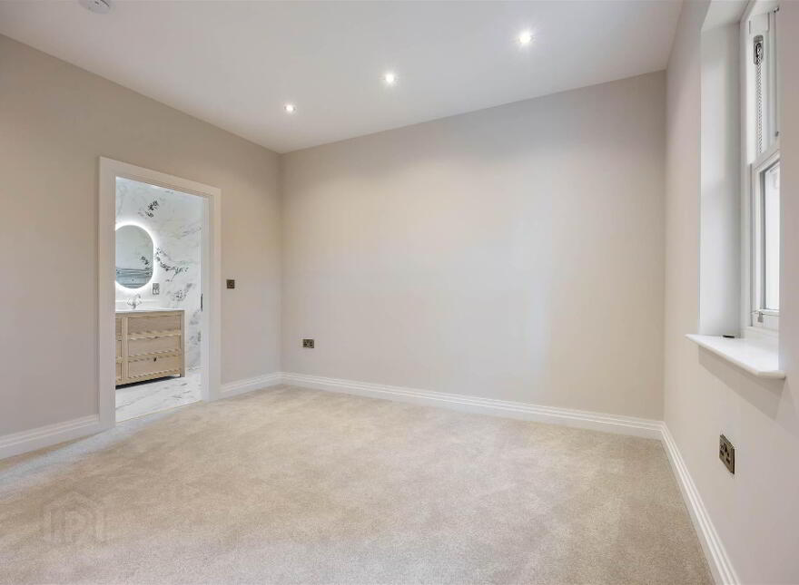 The Praeger, 6 Ardavon Park, Glen Road, Cultra, Holywood, BT18 0HB