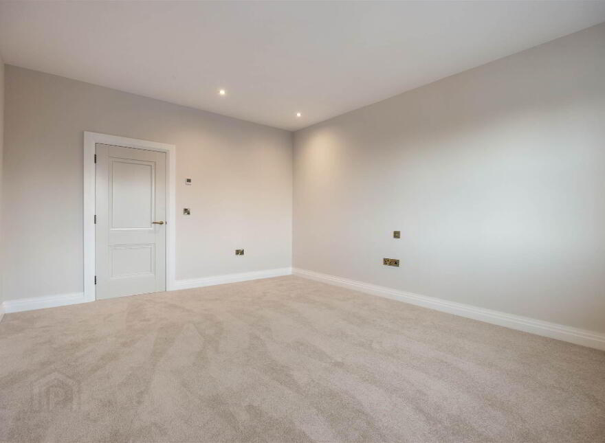 The Praeger, 6 Ardavon Park, Glen Road, Cultra, Holywood, BT18 0HB