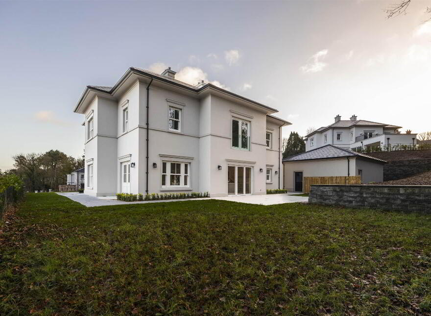 The Praeger, 6 Ardavon Park, Glen Road, Cultra, Holywood, BT18 0HB