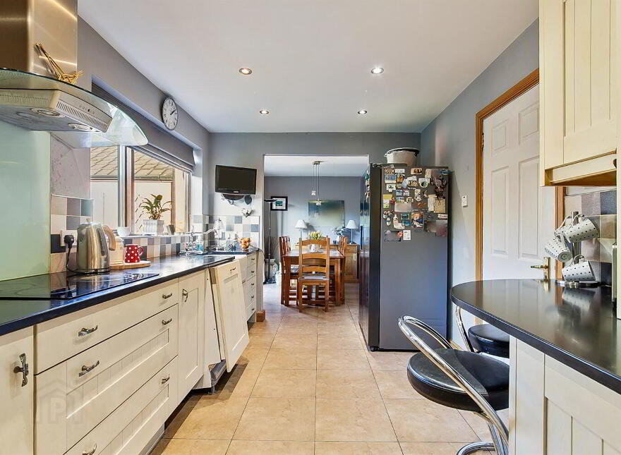 2 Beechlawn Avenue, Dunmurry, Belfast, BT17 9NL