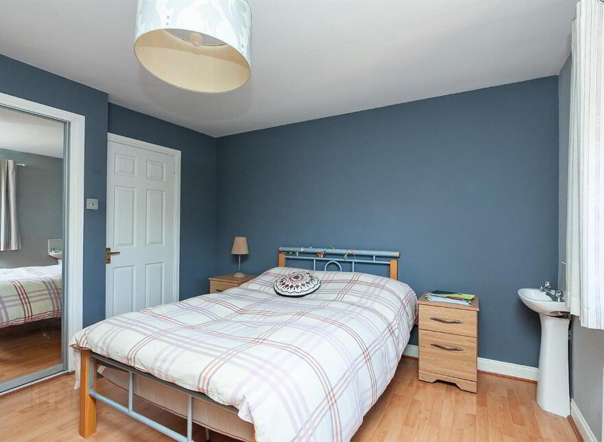2 Beechlawn Avenue, Dunmurry, Belfast, BT17 9NL