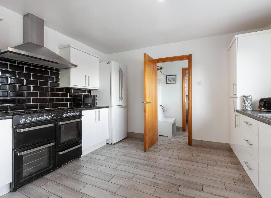 25A Oldwood Road, Randalstown, BT41 2NB