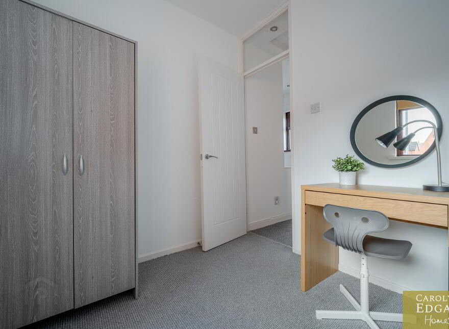 2 Stormont Crescent, Belfast, BT5 4NT