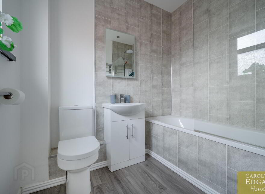 2 Stormont Crescent, Belfast, BT5 4NT