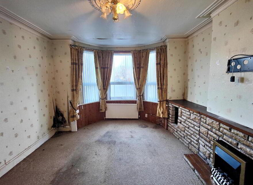 40 Ballygomartin Road, Belfast, BT13 3LD