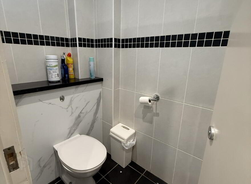 11 Altona Road, Lisburn, BT27 5QB