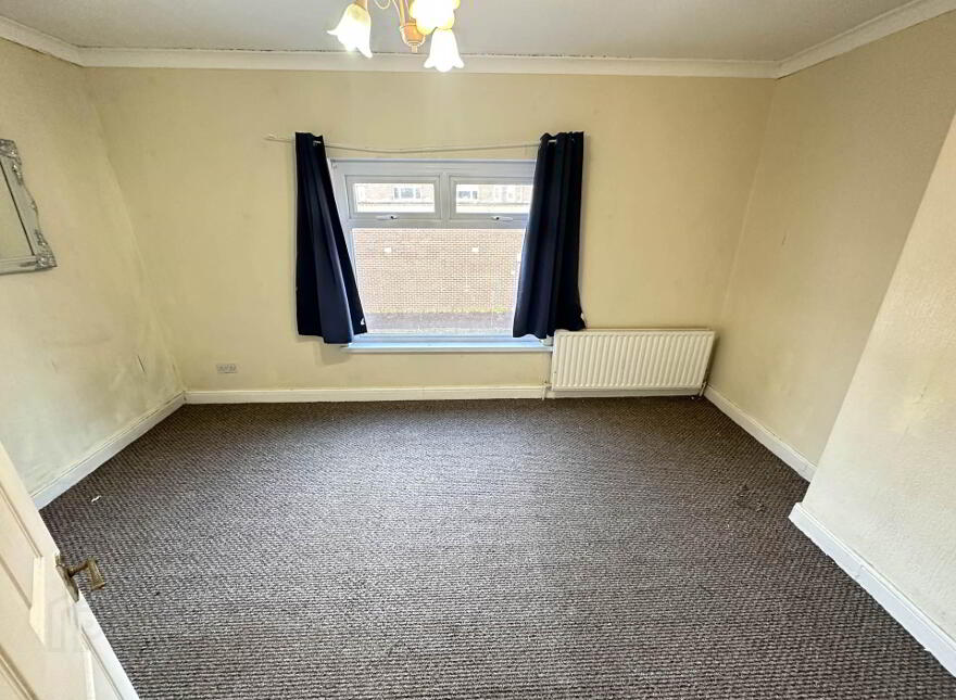 26 Clondara Parade, Falls Road, Belfast, BT12 6ES