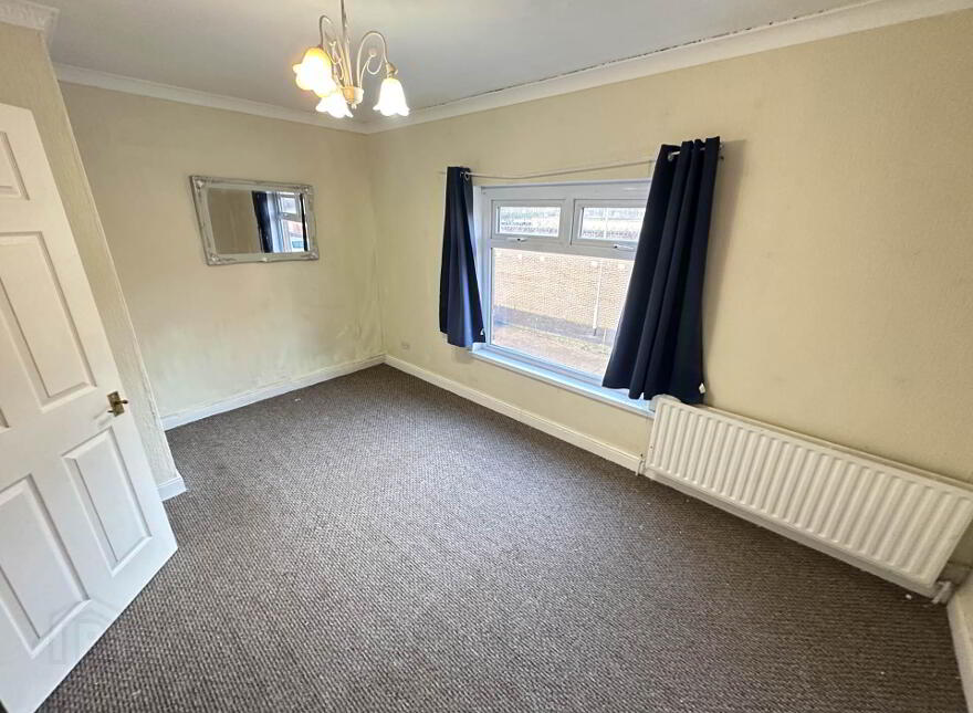 26 Clondara Parade, Falls Road, Belfast, BT12 6ES