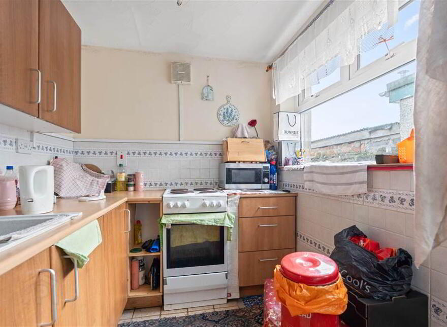 184 Queen Street, Ballymena, BT42 2BQ