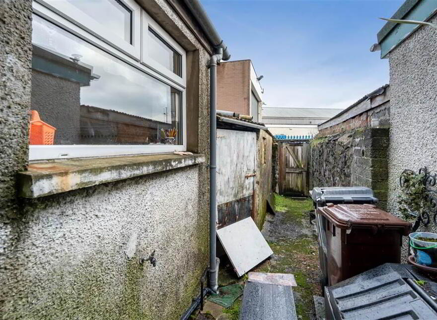 184 Queen Street, Ballymena, BT42 2BQ