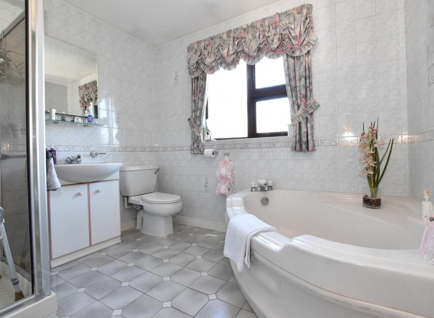 10 Oldfort Gardens, Moira, BT67 0QB