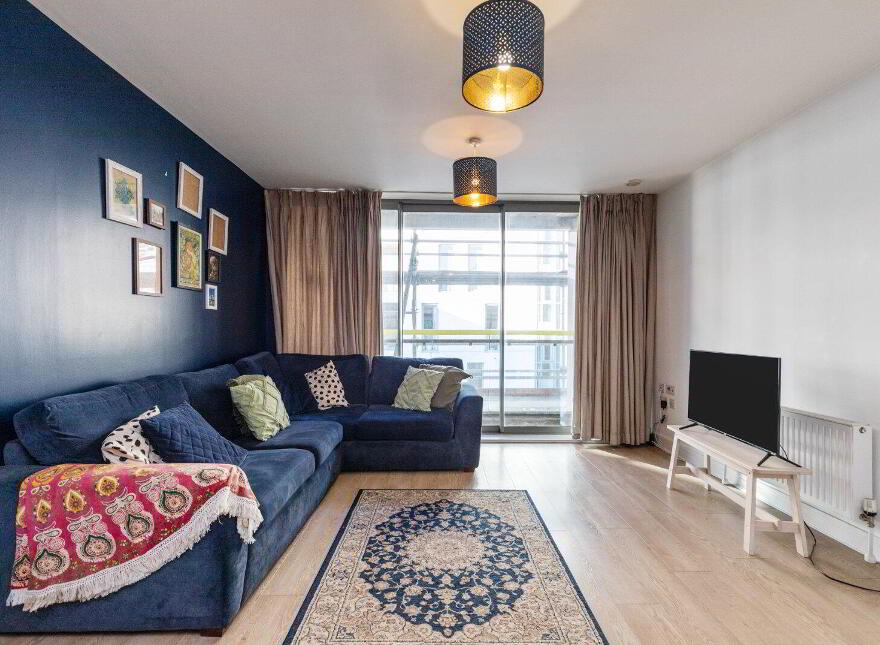 Apartment 7.40 Queens Road, Belfast, BT3 9FJ