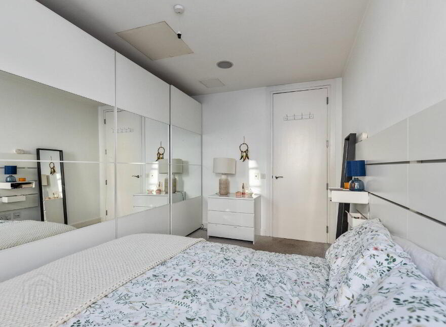 Apartment 7.40 Queens Road, Belfast, BT3 9FJ