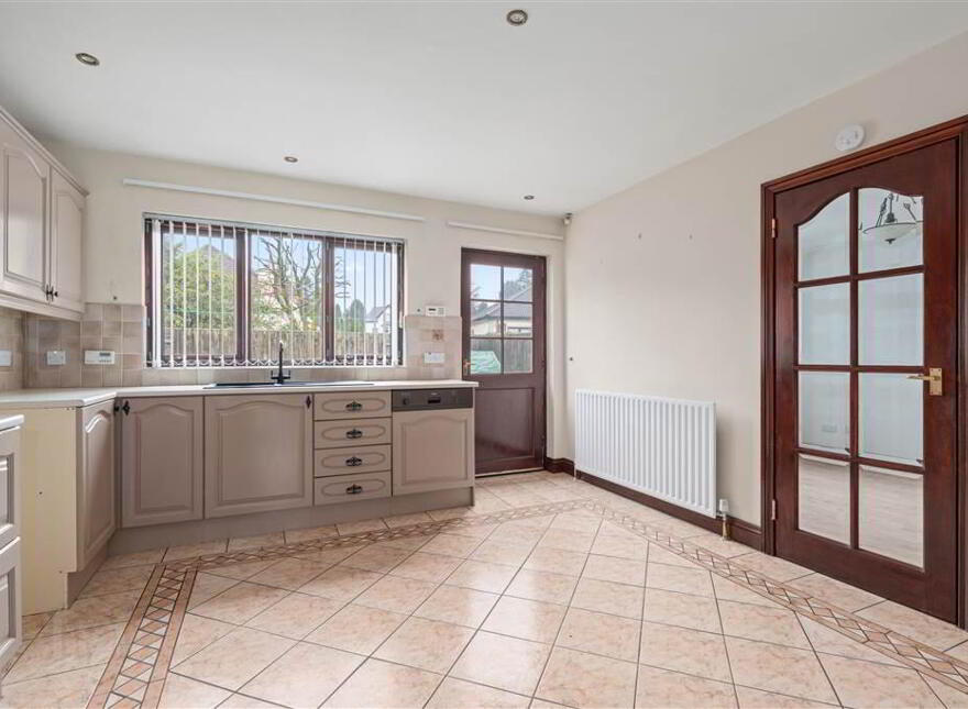 11 Woodlands, Broughshane, BT43 7NT