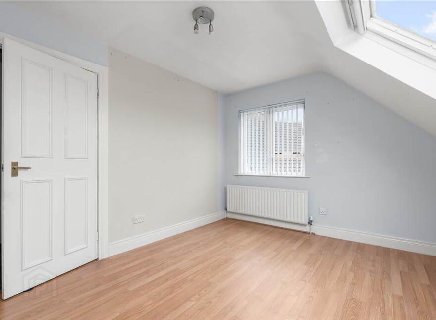 11 Woodlands, Broughshane, BT43 7NT
