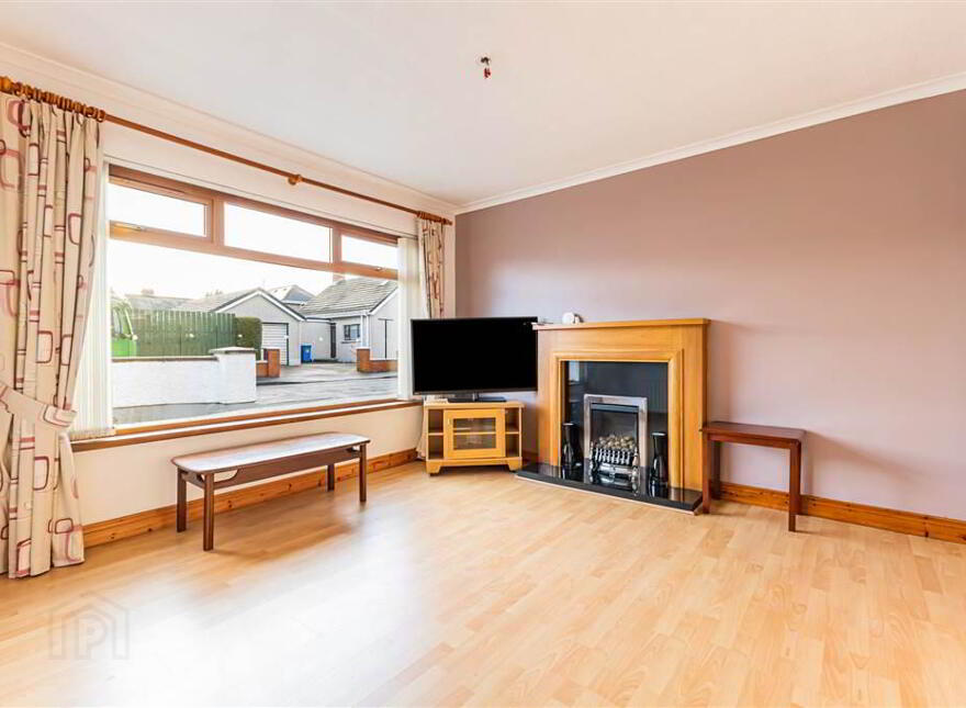 16 Seymour Park, Lisburn, BT27 5BQ