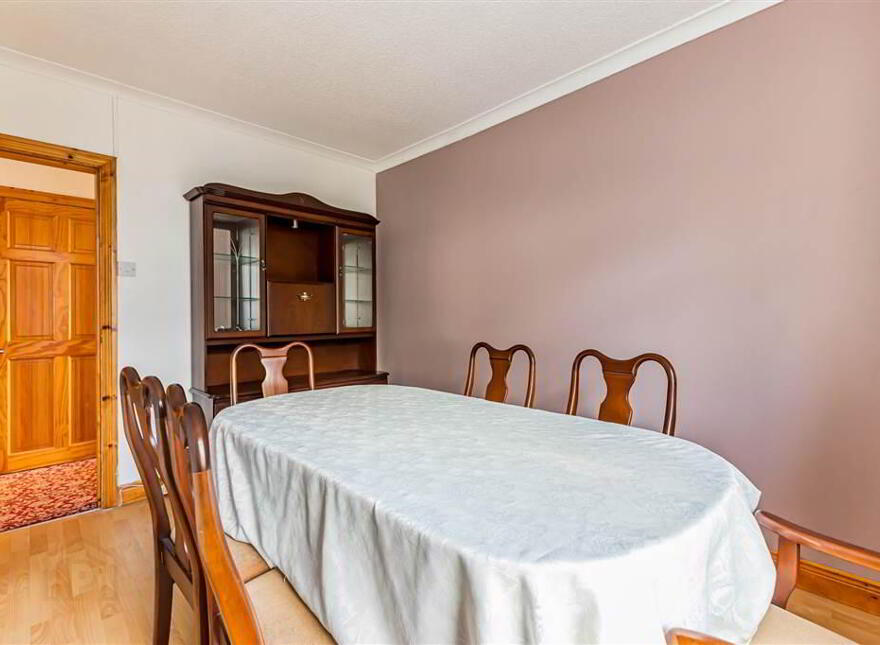 16 Seymour Park, Lisburn, BT27 5BQ