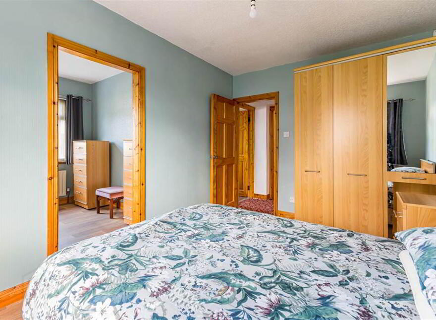 16 Seymour Park, Lisburn, BT27 5BQ
