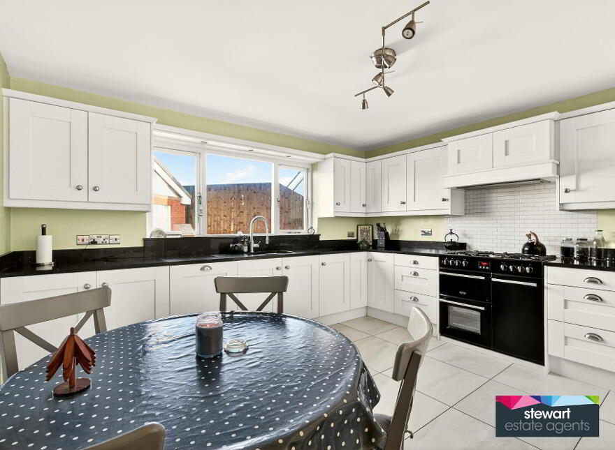 1 Kensington Manor, Dollingstown, BT66 7HR
