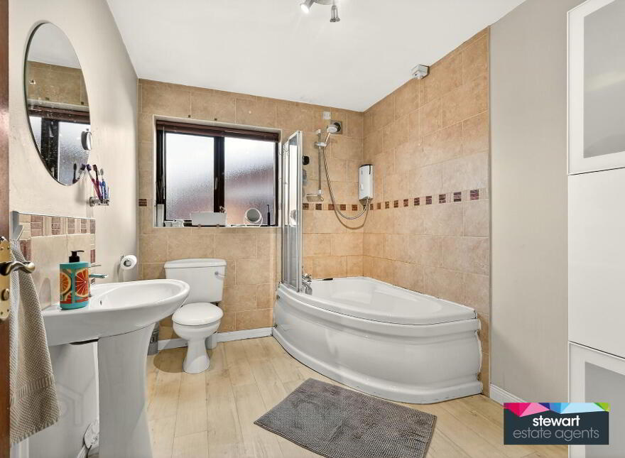 1 Kensington Manor, Dollingstown, BT66 7HR