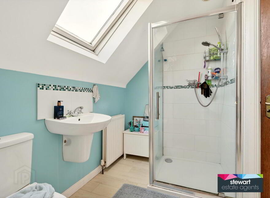 1 Kensington Manor, Dollingstown, BT66 7HR