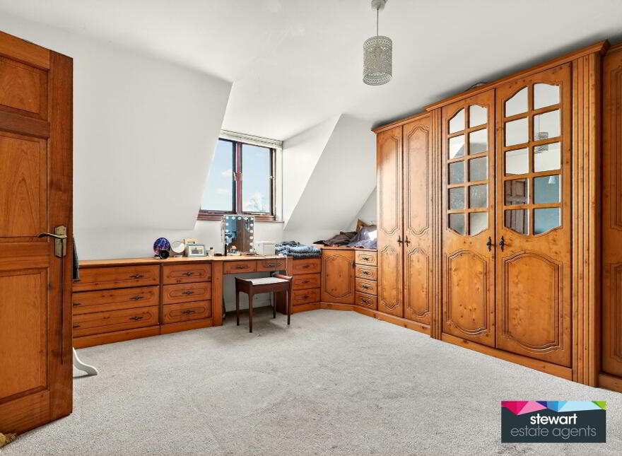 1 Kensington Manor, Dollingstown, BT66 7HR