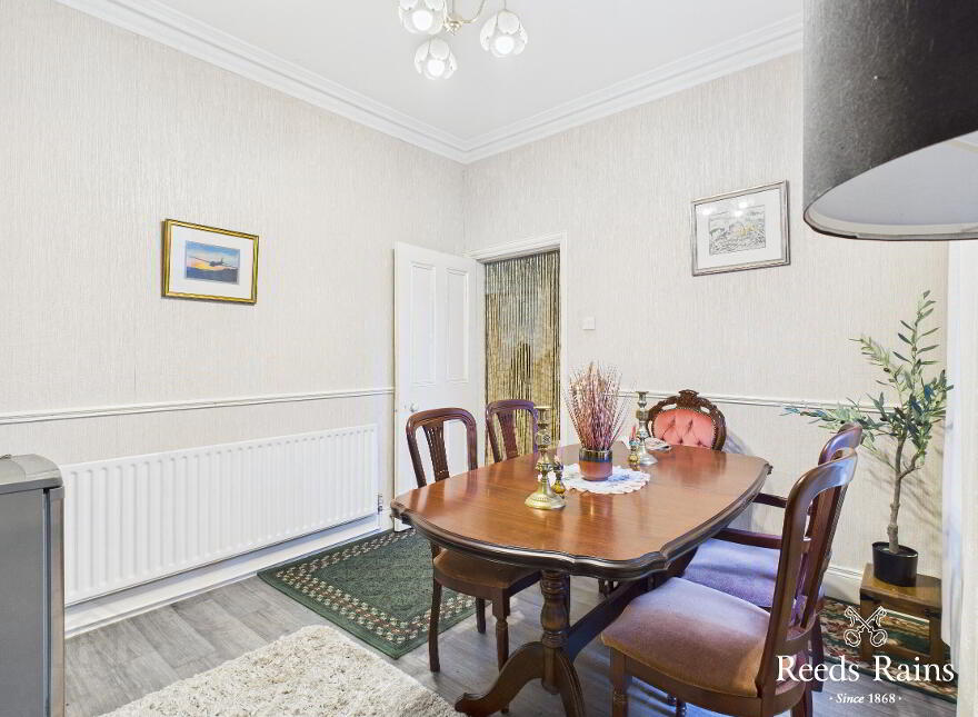 2 Belfast Road, Carrickfergus, BT38 8BU