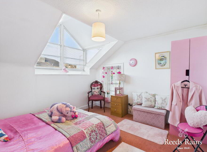 2 Belfast Road, Carrickfergus, BT38 8BU