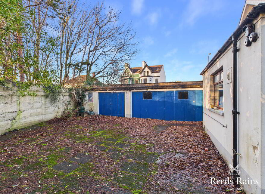 2 Belfast Road, Carrickfergus, BT38 8BU
