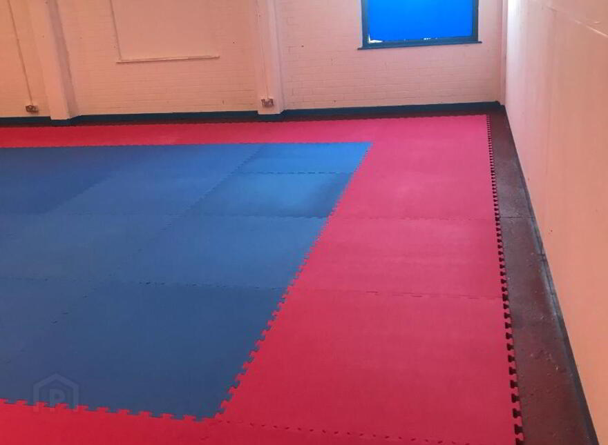 Unit 1, High Street Arcade, Lurgan, BT66 8AA