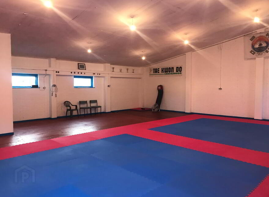 Unit 1, High Street Arcade, Lurgan, BT66 8AA