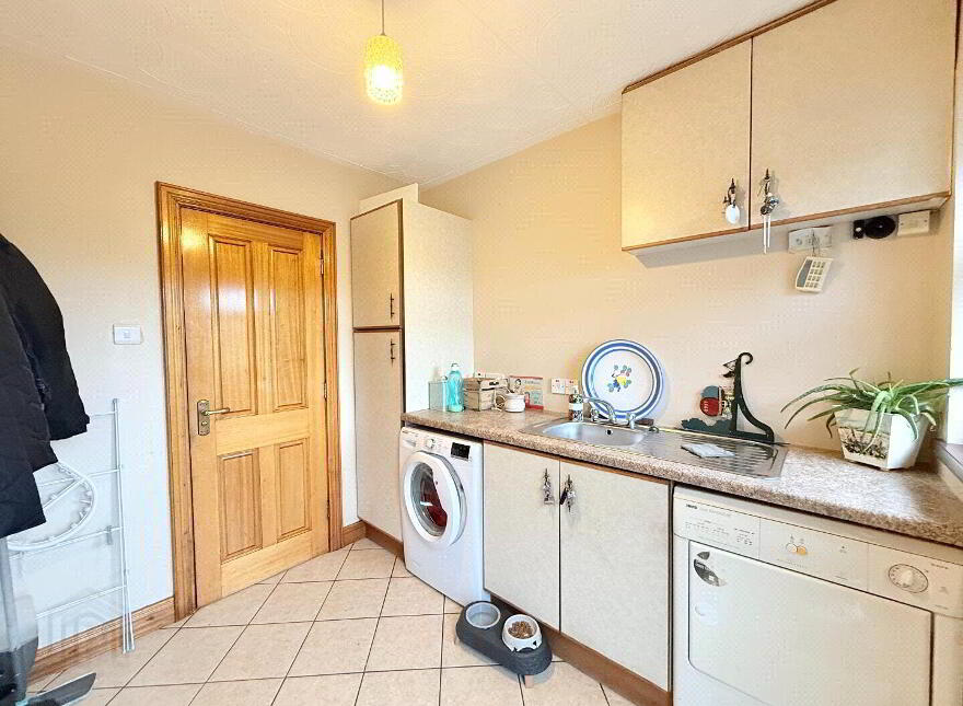 70 Ballymacombs Road, Magherafelt, BT45 8JW