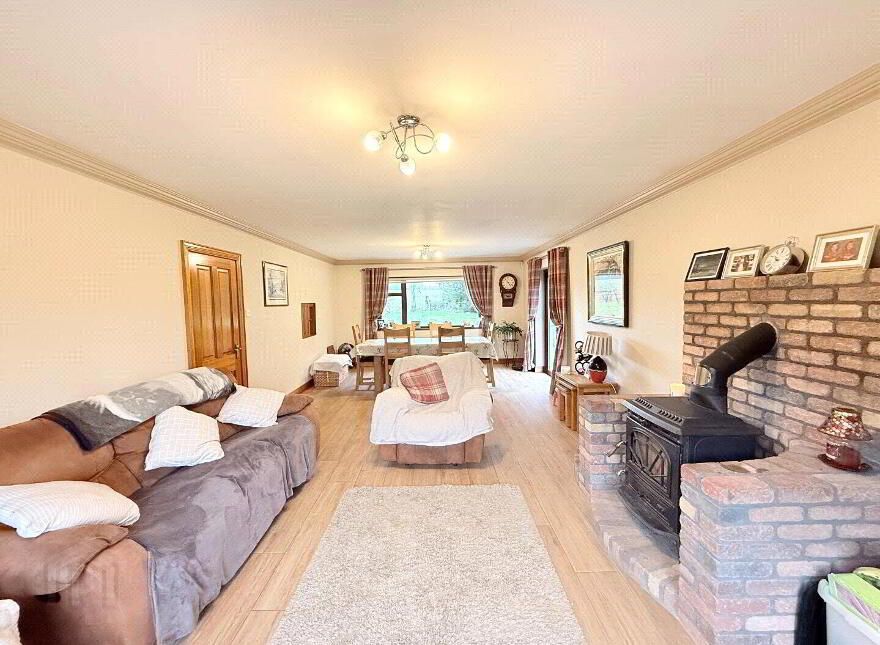 70 Ballymacombs Road, Magherafelt, BT45 8JW