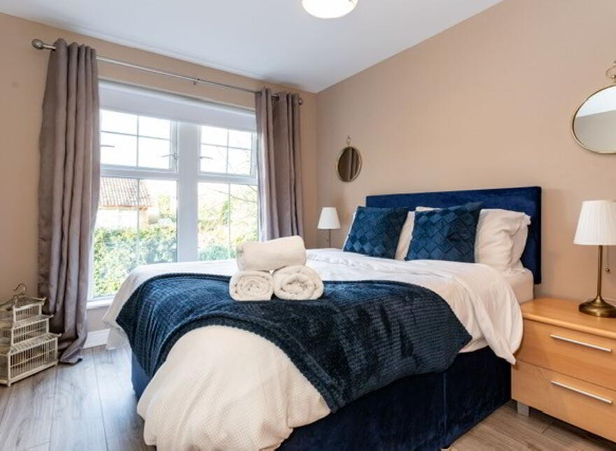 Andersonstown Road, Andersonstown, Belfast, BT11 9EA