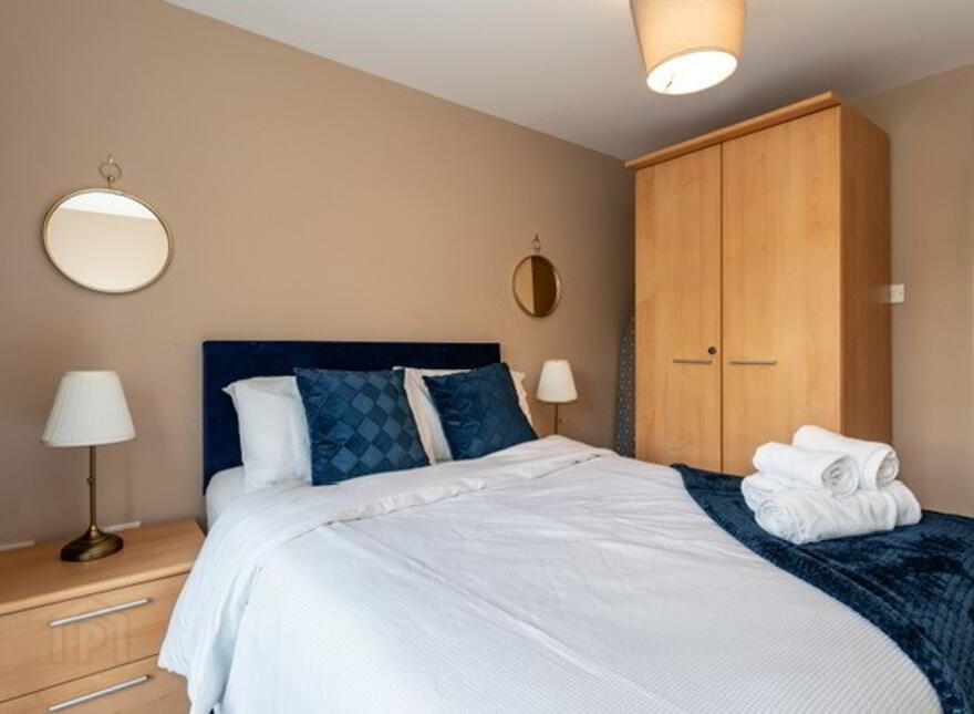Andersonstown Road, Andersonstown, Belfast, BT11 9EA