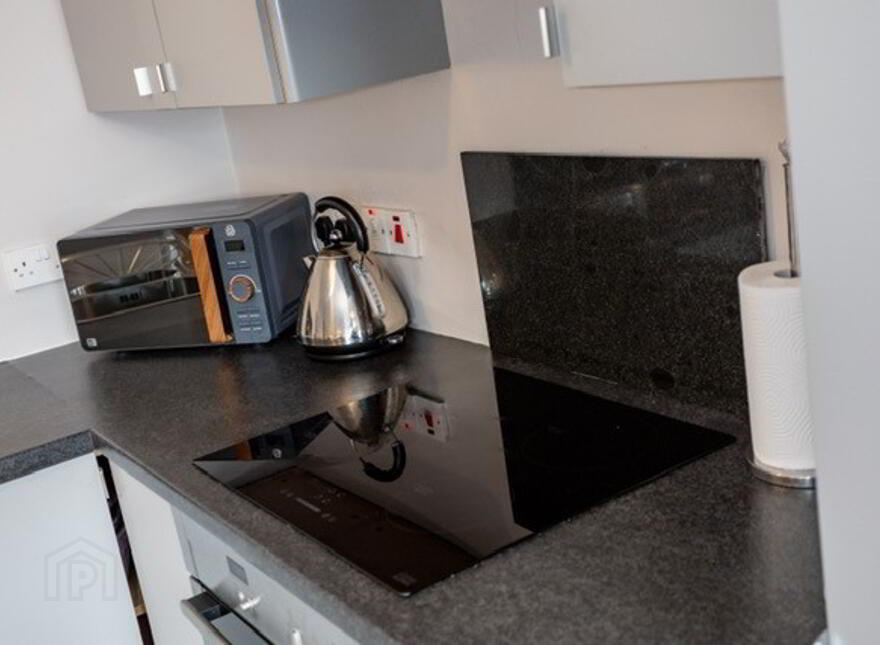 Andersonstown Road, Andersonstown, Belfast, BT11 9EA