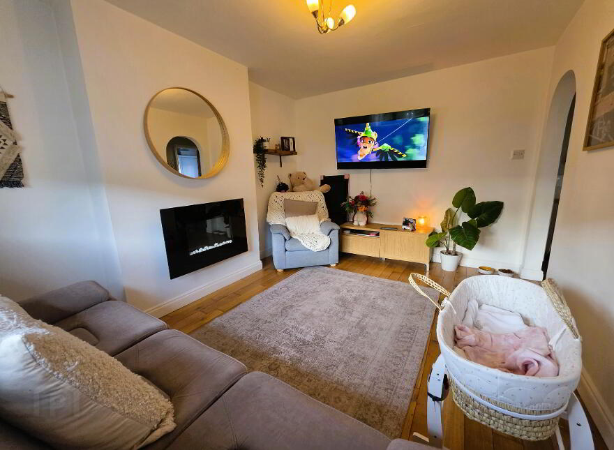 5 Beech Grove, Dunmurry, Belfast, BT17 9PU
