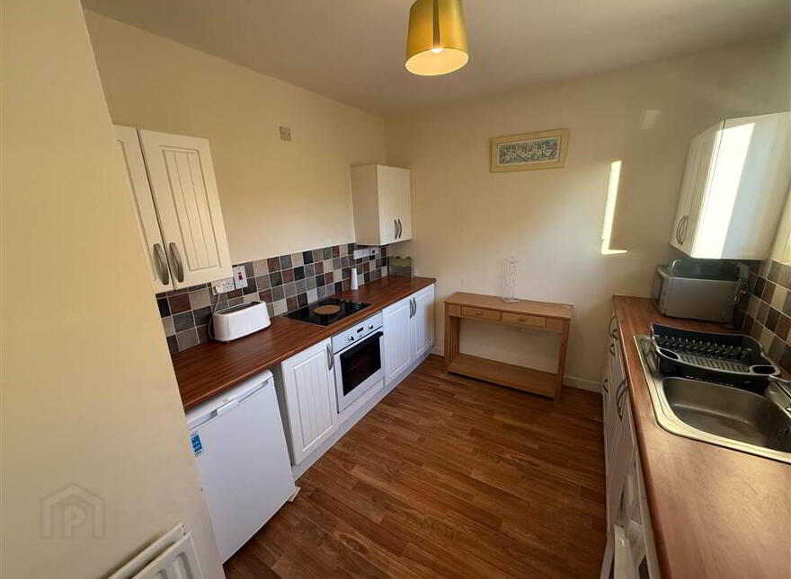 Belfast Road, Newry, BT34 1EF